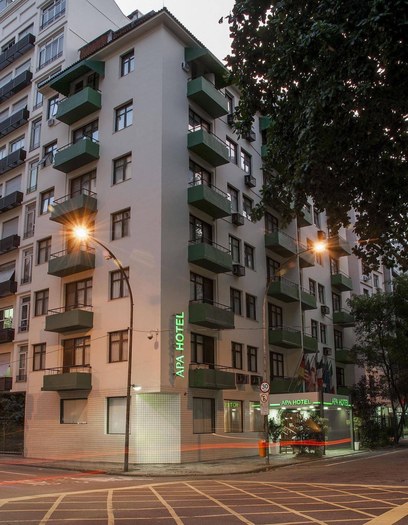 Apa Copacabana Hotel